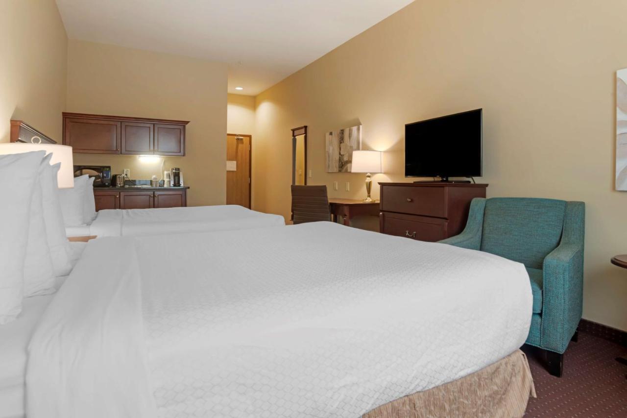 Hotel Western & 4*